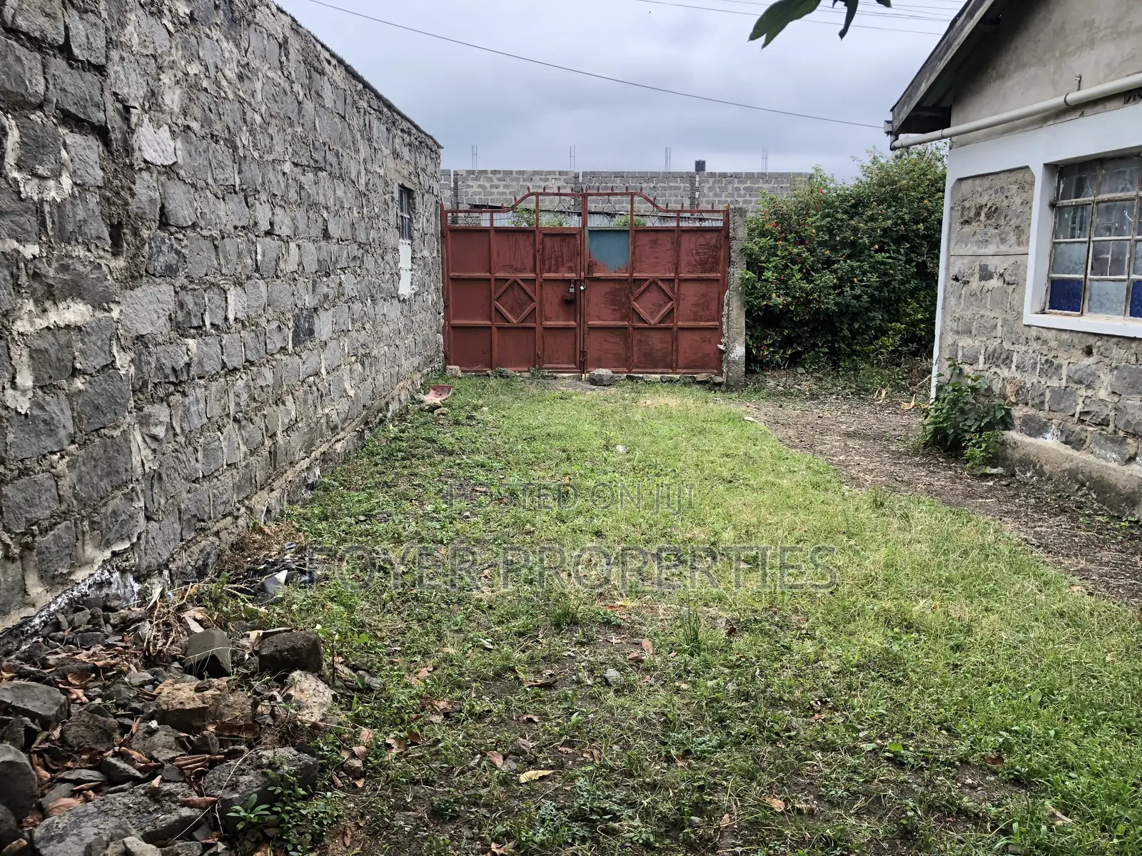 3bdrm House in Kandisi for sale