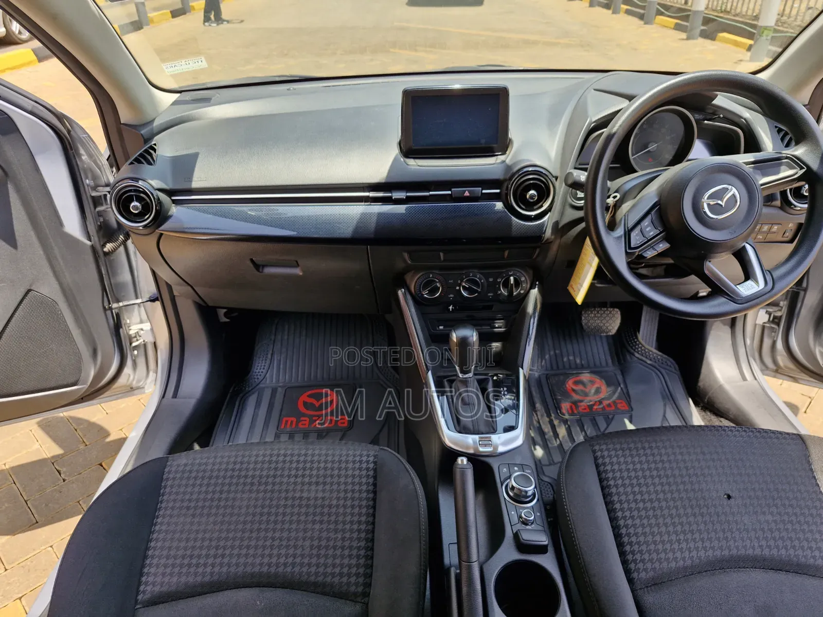 Mazda Demio 2017 Silver