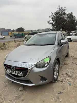 Mazda Demio 2016 Silver
