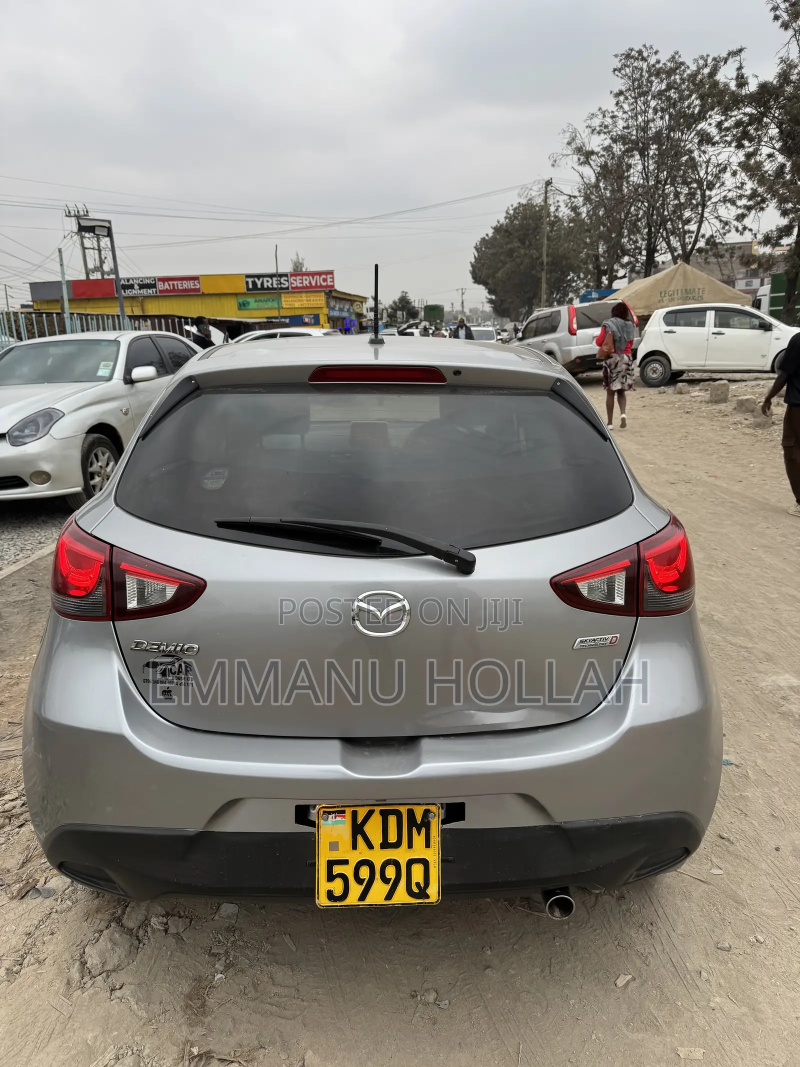 Mazda Demio 2016 Silver