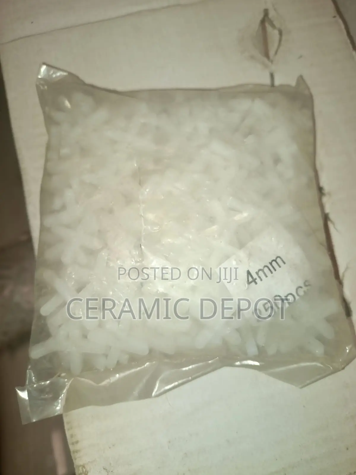 Tile Spacer 4mm-250pcs