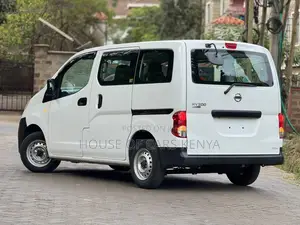 Nissan NV350 2019 White