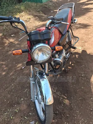 Hero Hunter 100 2022 Red