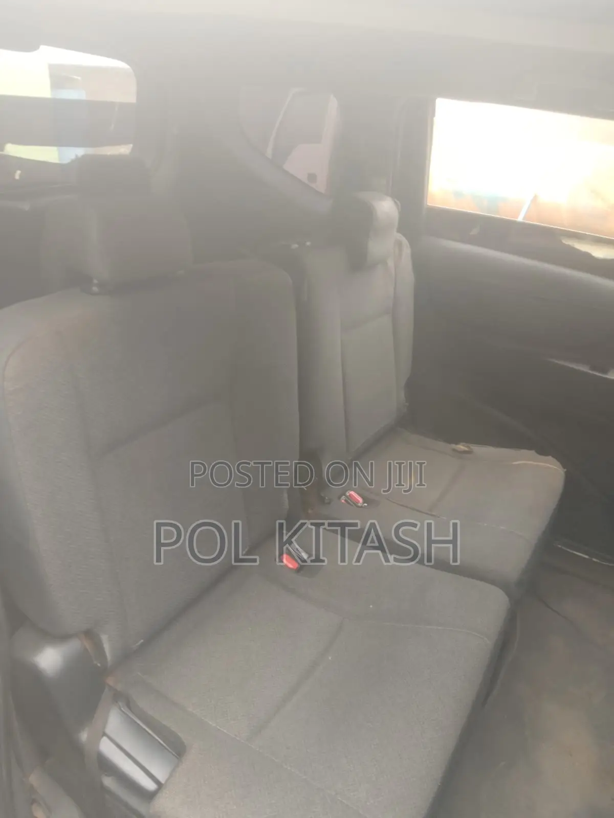 Toyota Sienta 1.5 AWD (6-seater) 2015 Silver