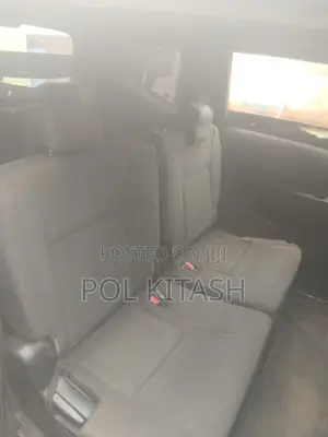 Toyota Sienta 1.5 AWD (6-seater) 2015 Silver