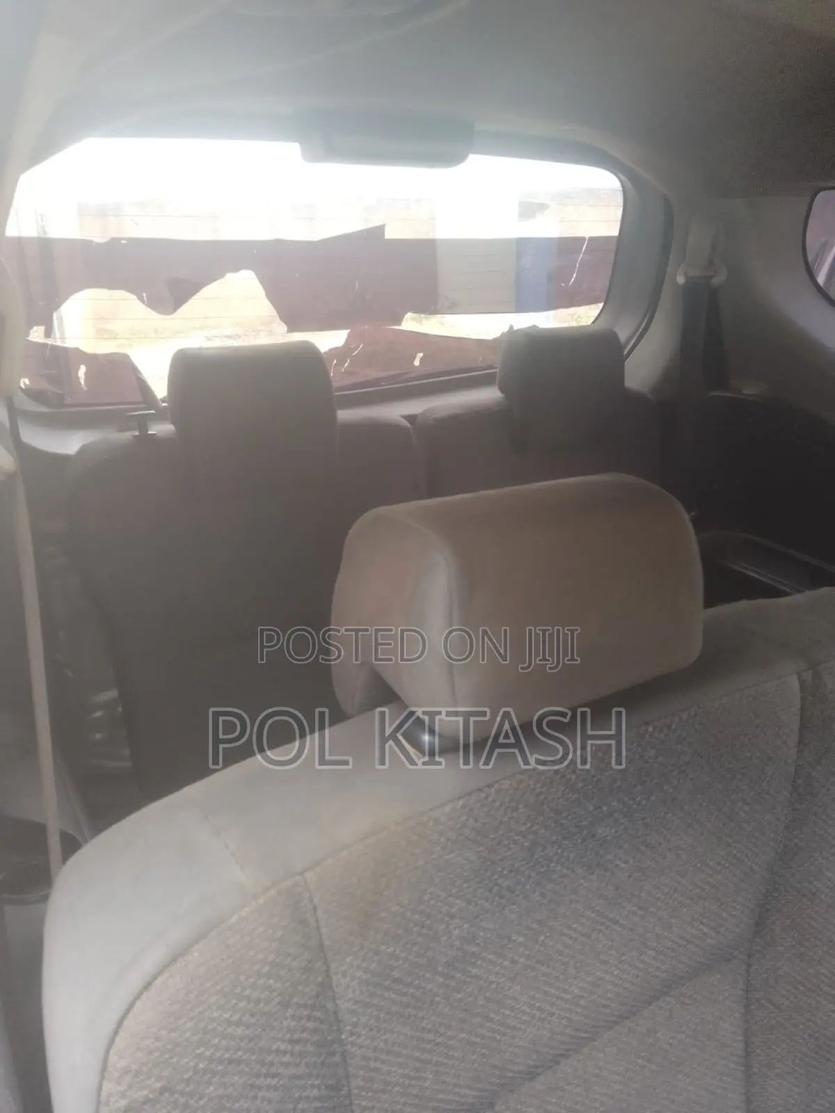 Toyota Sienta 1.5 AWD (6-seater) 2015 Silver