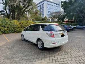Honda Fit Shuttle 2015 White