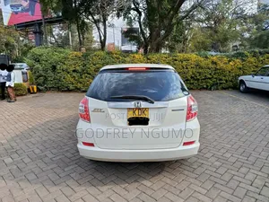 Honda Fit Shuttle 2015 White