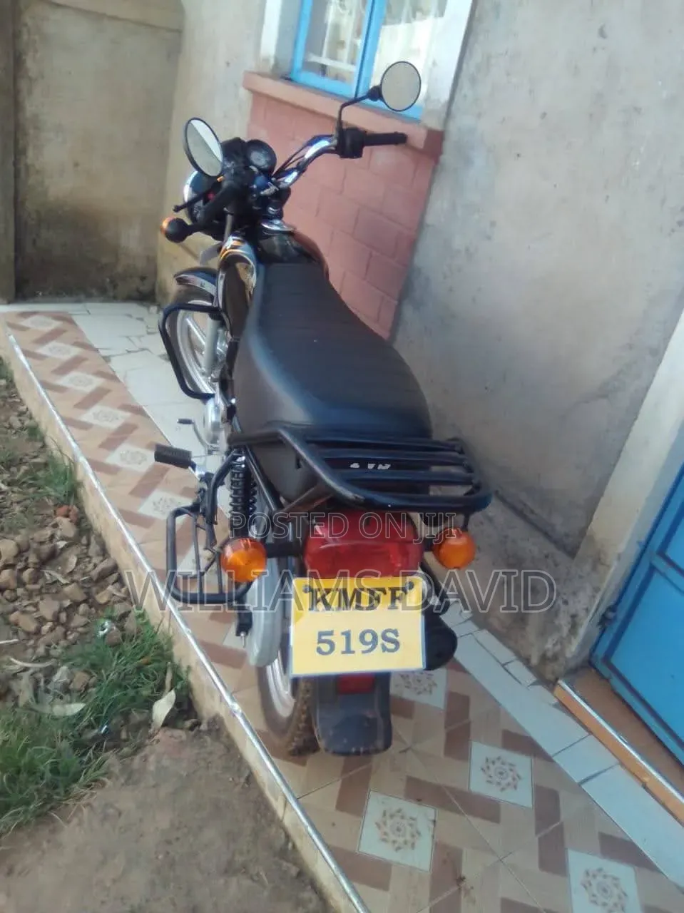 TVS HLX Plus ES 2024 Black