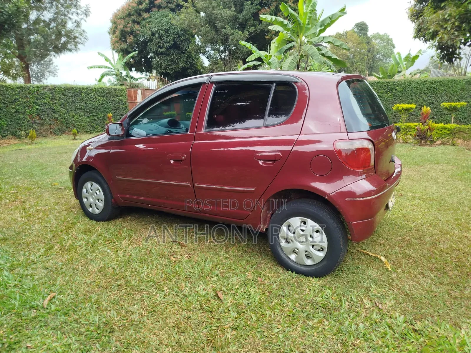 Toyota Vitz 2001 Burgundy