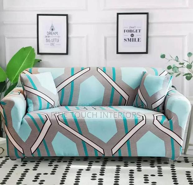 Printed Sofa Covers – Protect Your Sofa From Spills Stains