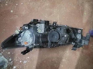 Atenza 2014 Headlight Xenon
