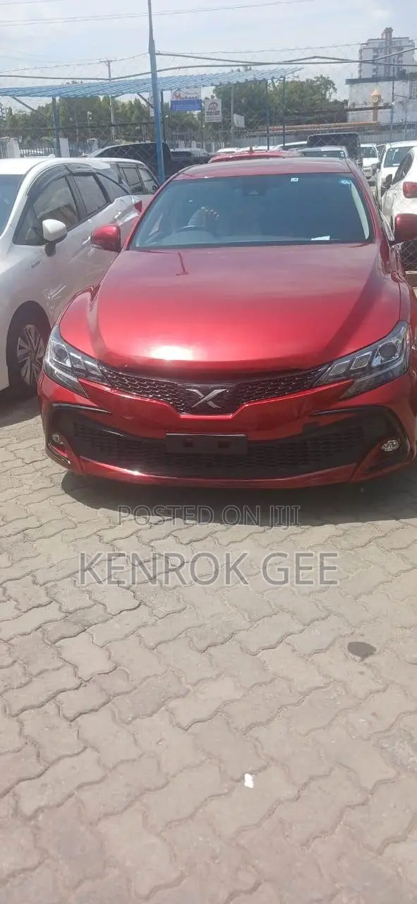 Toyota Mark X 2.5 RWD 2017