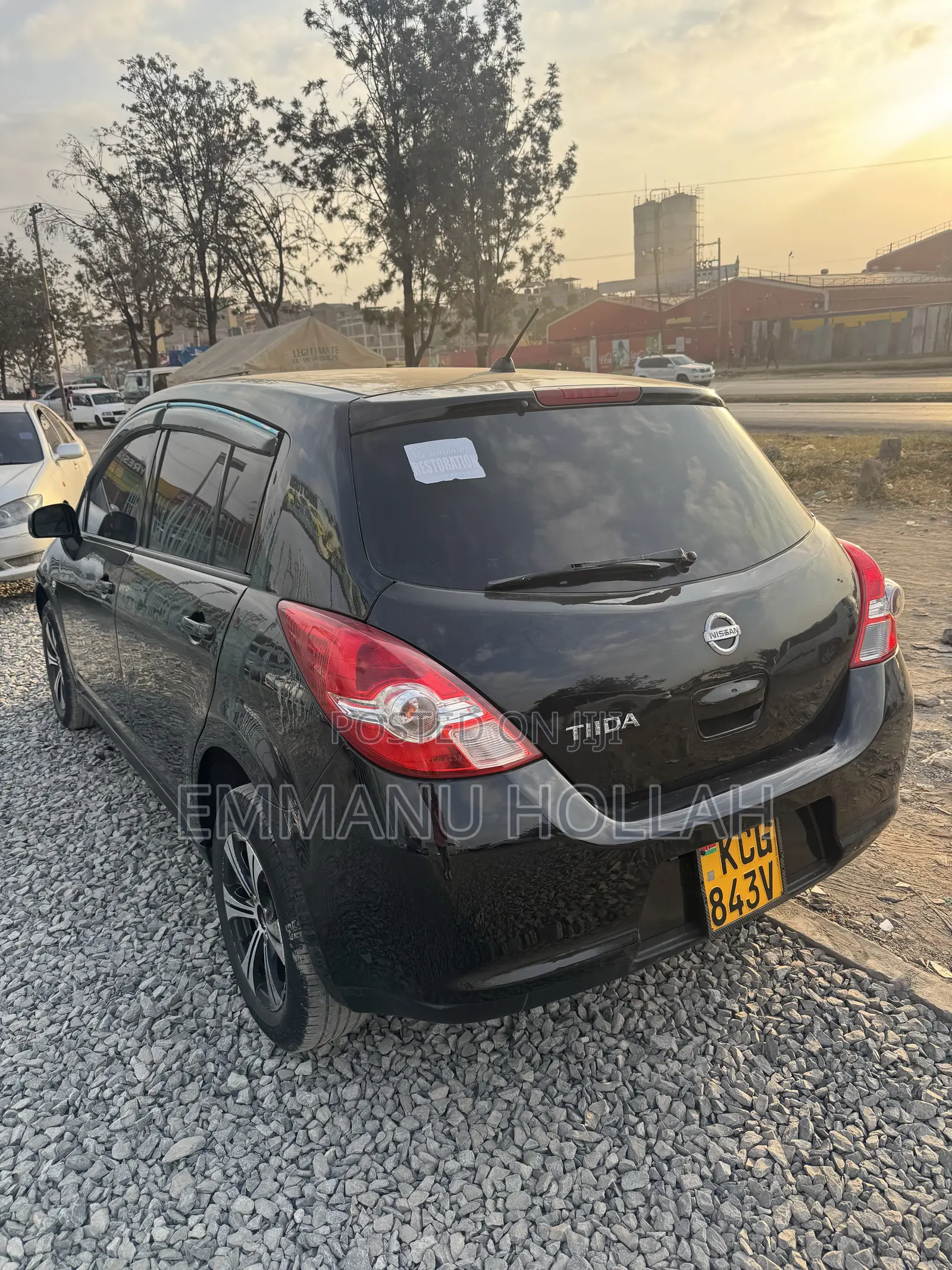 Nissan Tiida 2010 Black