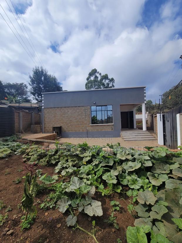3bdrm Bungalow in Ngong CBD for rent - main view