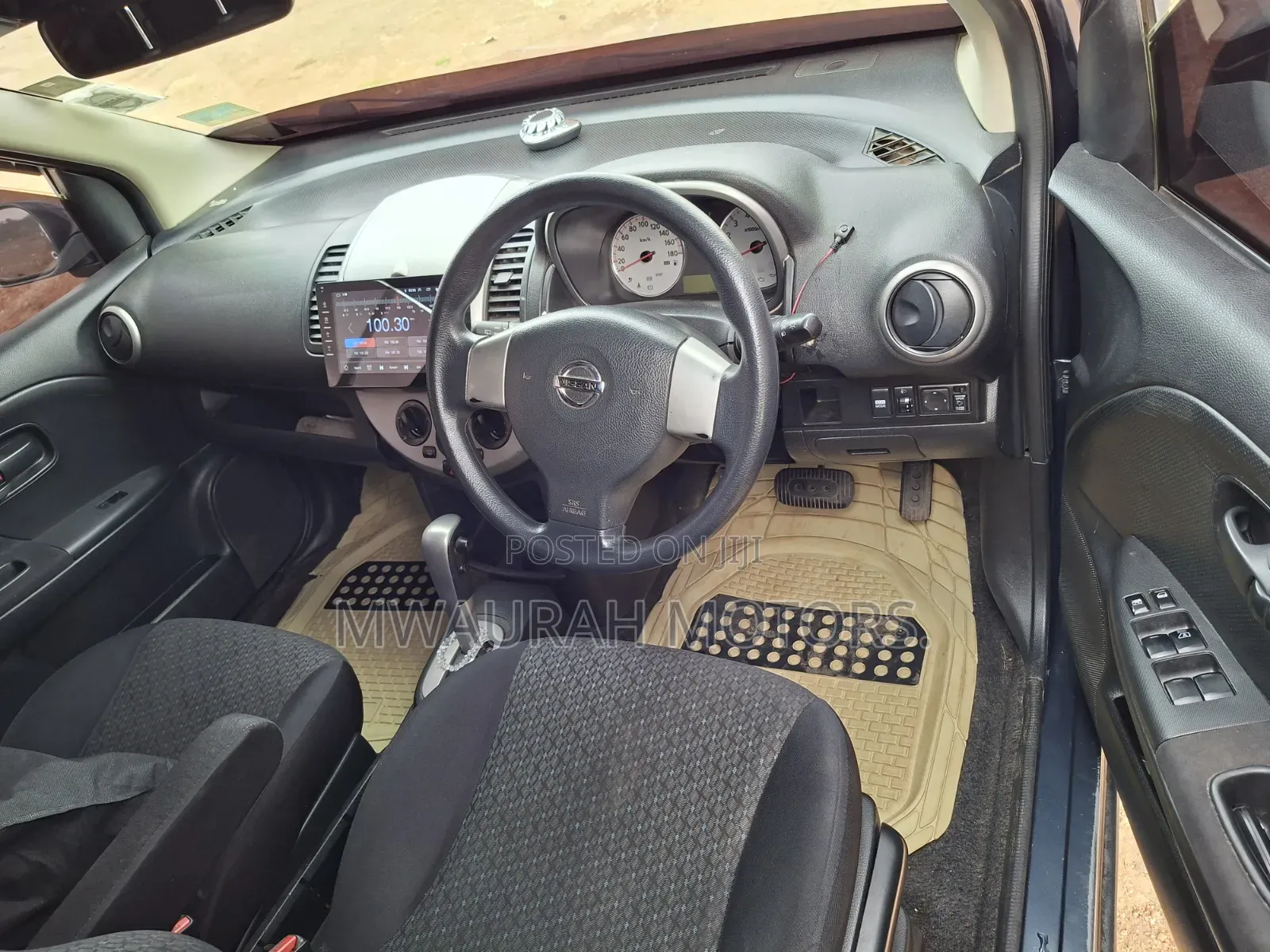 Nissan Note 1.4 2012 Gray