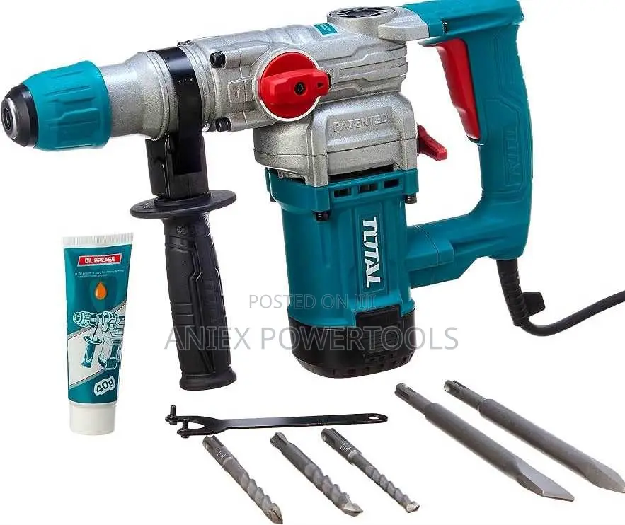 Total TH110266 Rotary Hammer 1050W 26mm