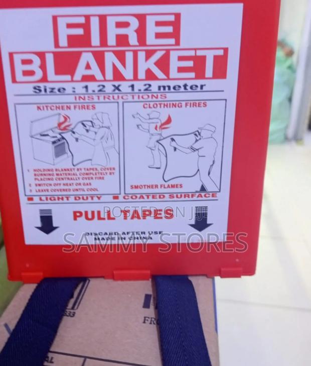Heat Resistant Fire Blanket – 1.2m × 1.2m - main view
