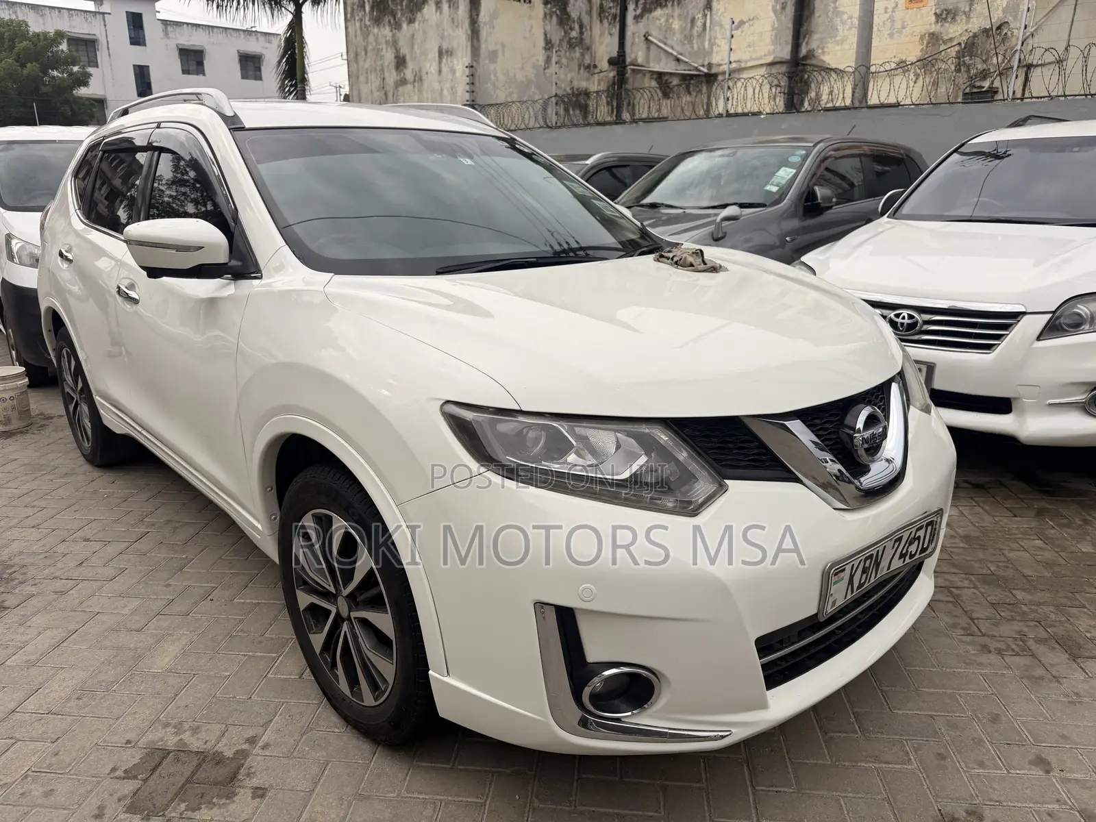 Nissan X-Trail 2016 White