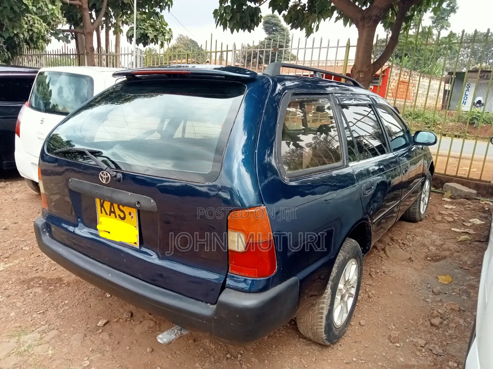 Toyota Corolla 1999 Blue