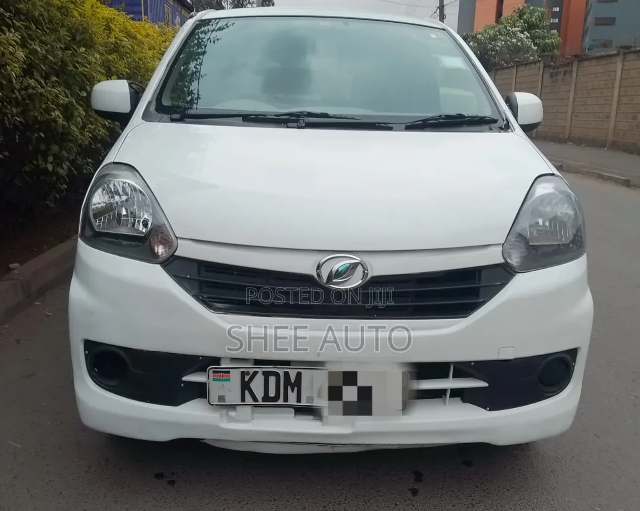 Daihatsu Mira 2016 White