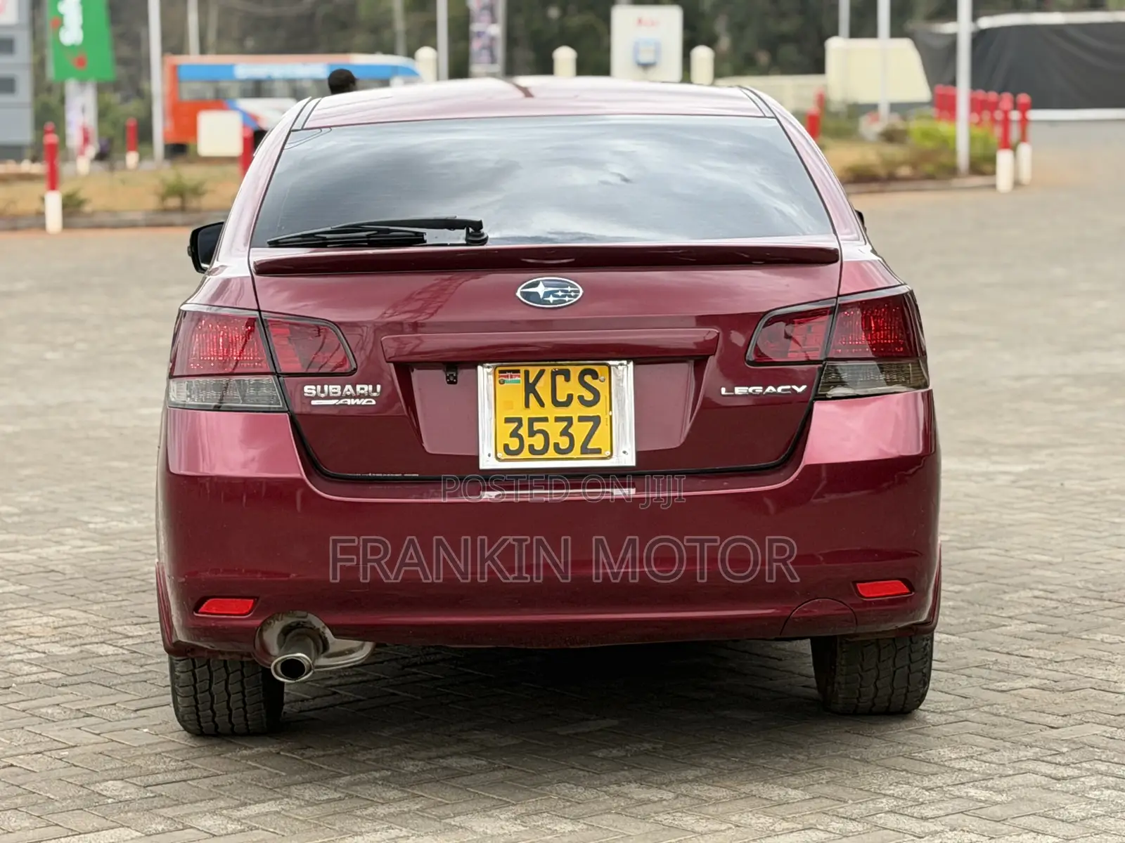 Subaru Legacy 2.5i Limited 2011 Maroon