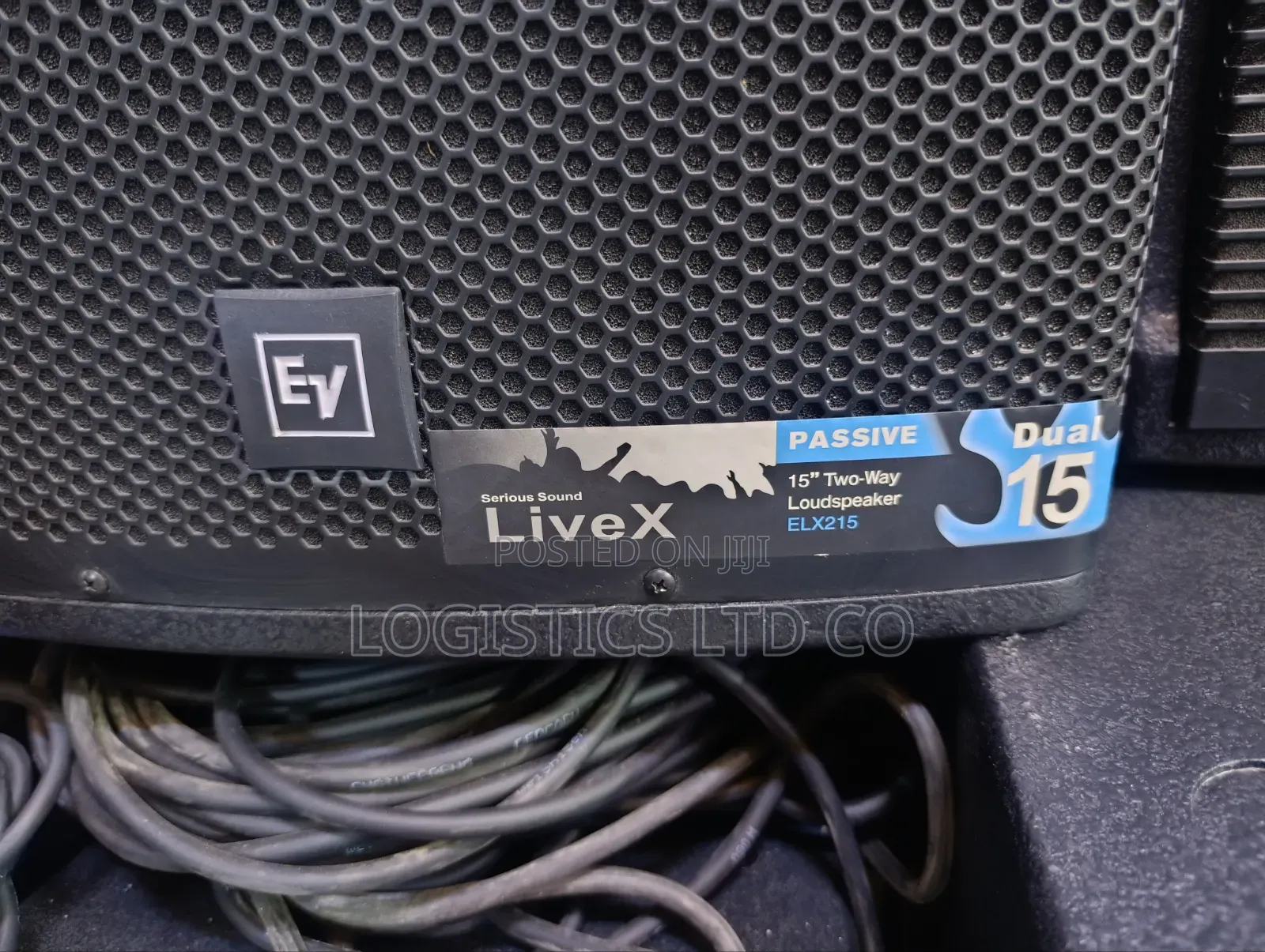 Electro-Voice ELX215 Live X Plywood 2×15′′ 2-Way Passive Speaker