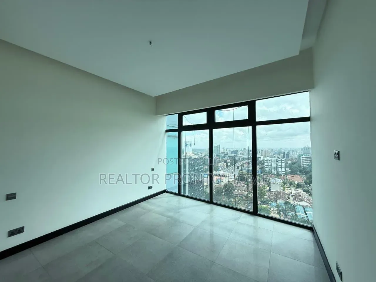 2bdrm Apartment in Westlands, Raphta Road Area for rent