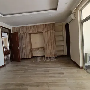4bdrm Penthouse in Parklands for rent