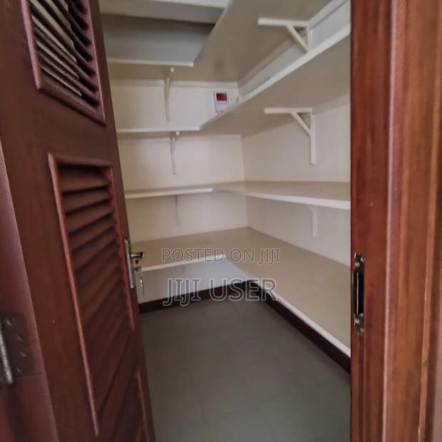 4bdrm Penthouse in Parklands for rent - thumbnail 8