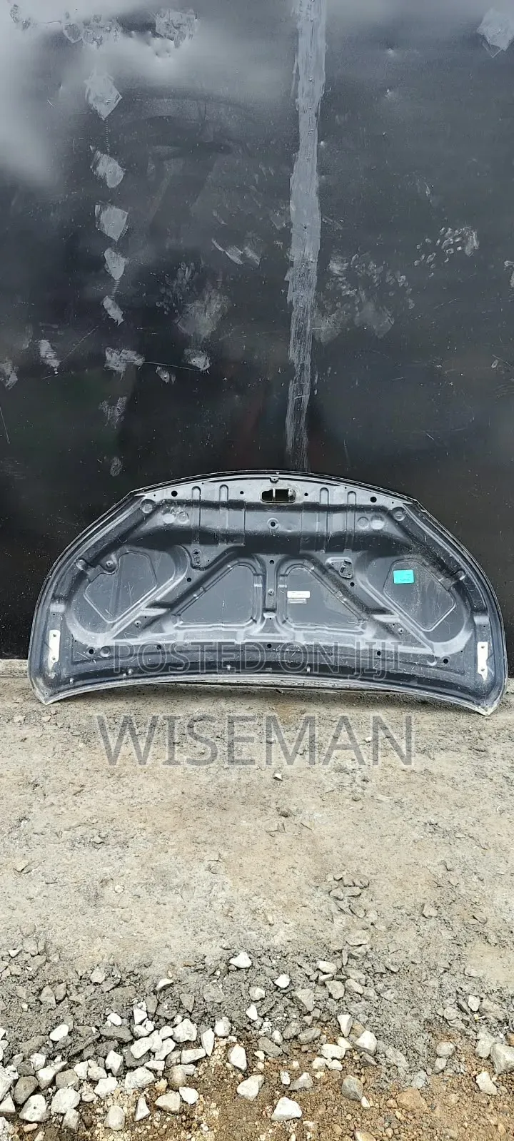 Toyota Voxy Bonnet