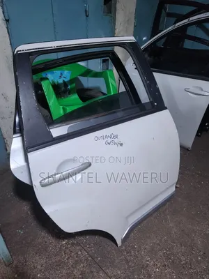 Outlander 2008/2012 Back Right Door