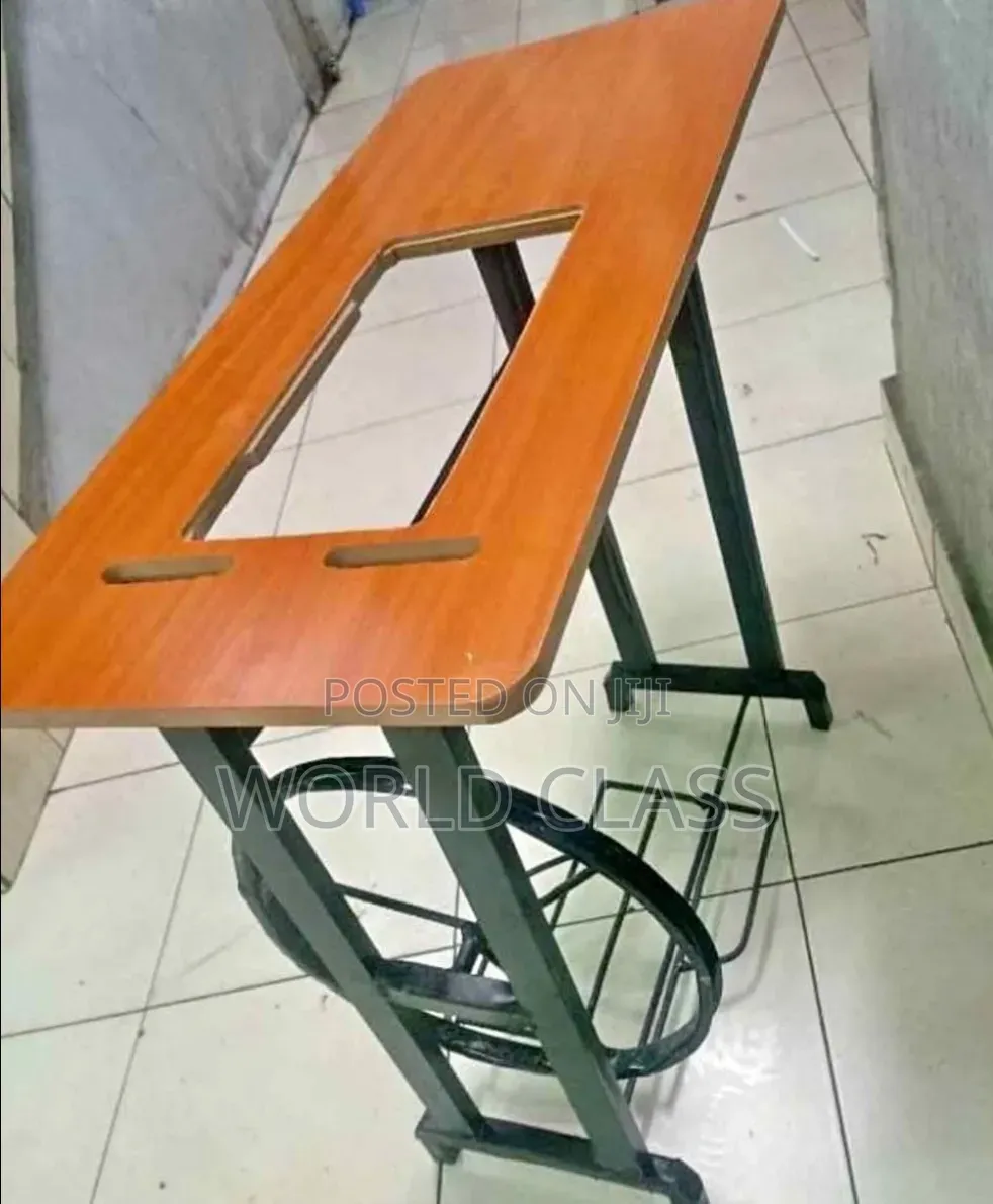 Vintage-Style Mechanical Treadle Sewing Machine Table,