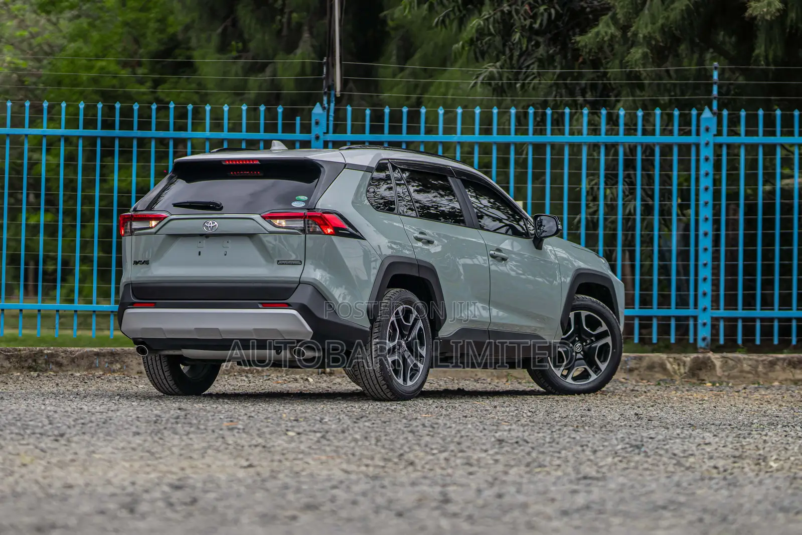 Toyota RAV4 Adventure 2019 Green