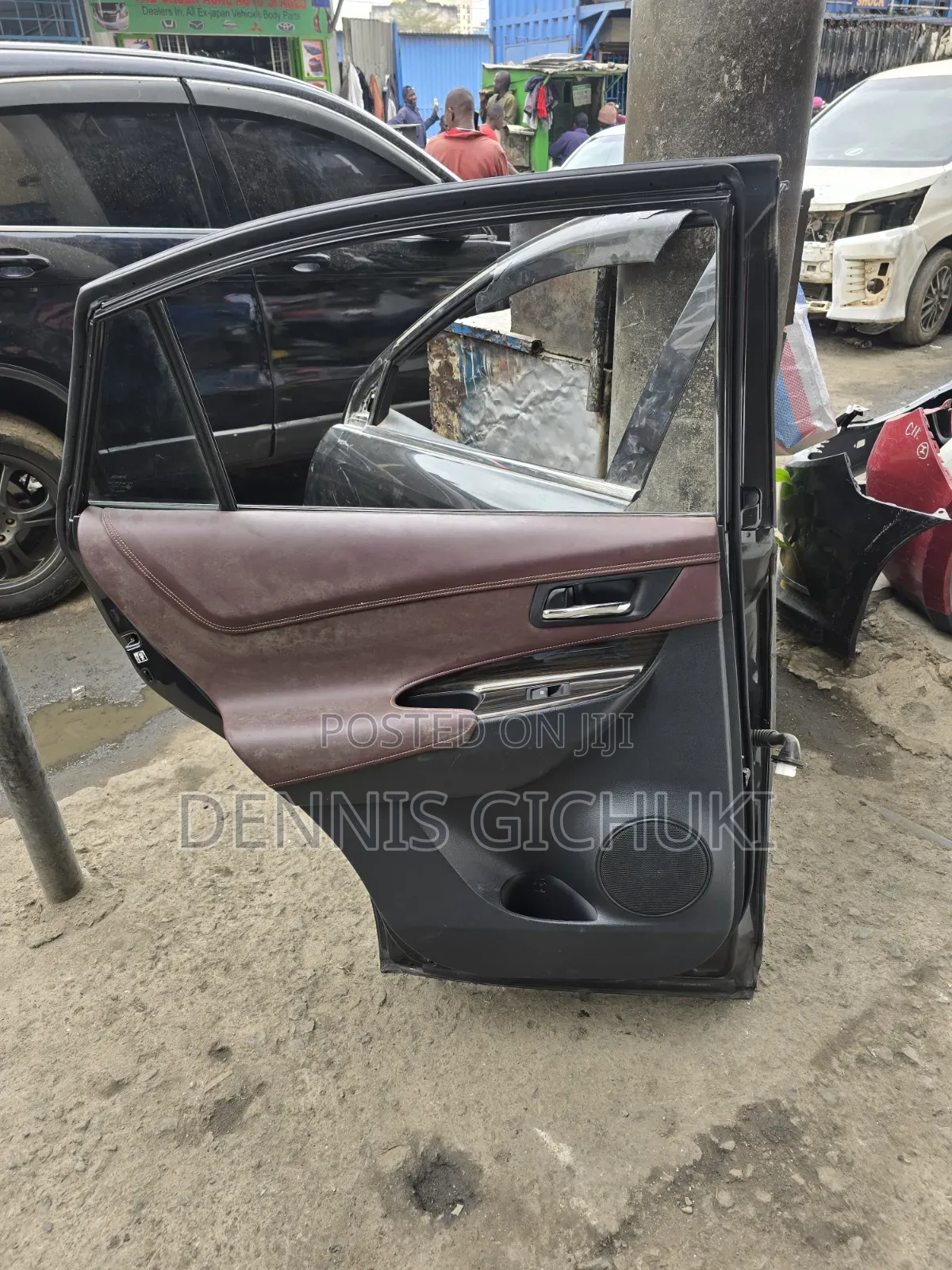 Rear Door LH Harrier 2017
