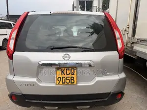 Nissan X-Trail 2013 Silver