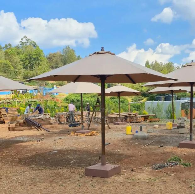 Genoa Beach Parasols Canvas *Wood - main view