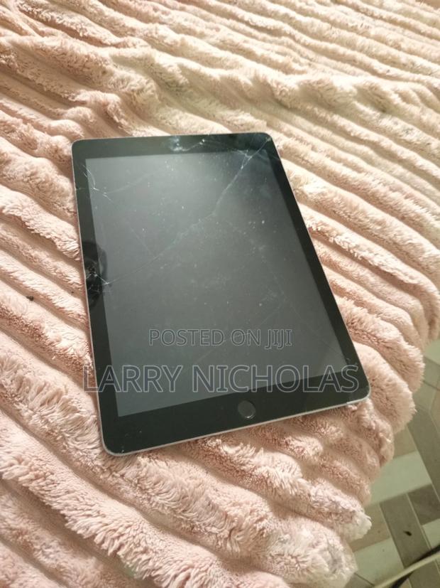 Apple iPad mini Wi-Fi 32 GB Silver