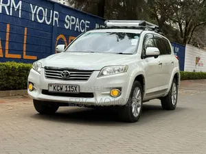 Toyota Vanguard 2012 White