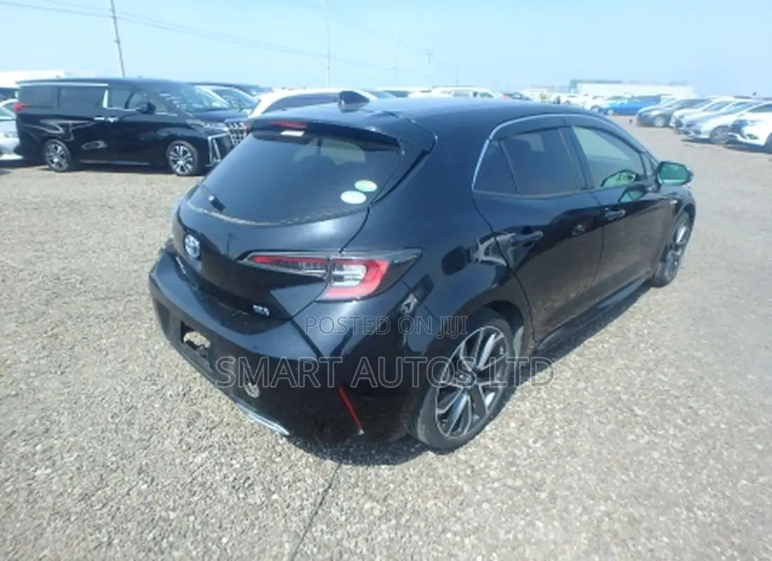 Toyota Corolla LE Eco (1.8L 4cyl 2A) 2018 Black