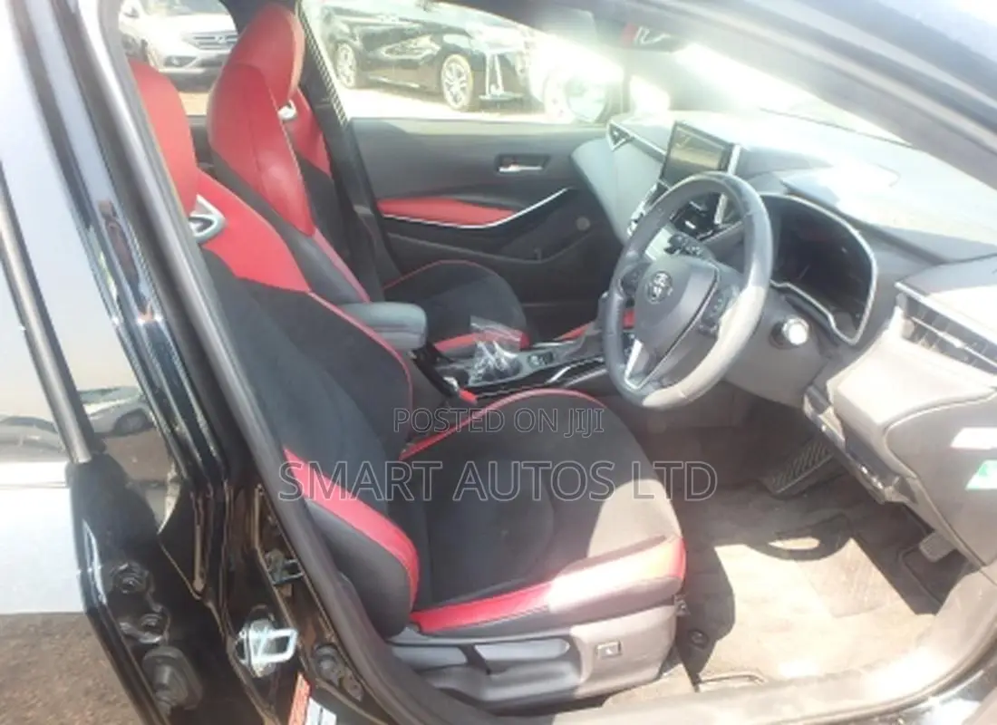 Toyota Corolla LE Eco (1.8L 4cyl 2A) 2018 Black