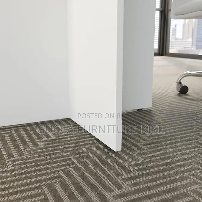 Executive Round Meeting Table