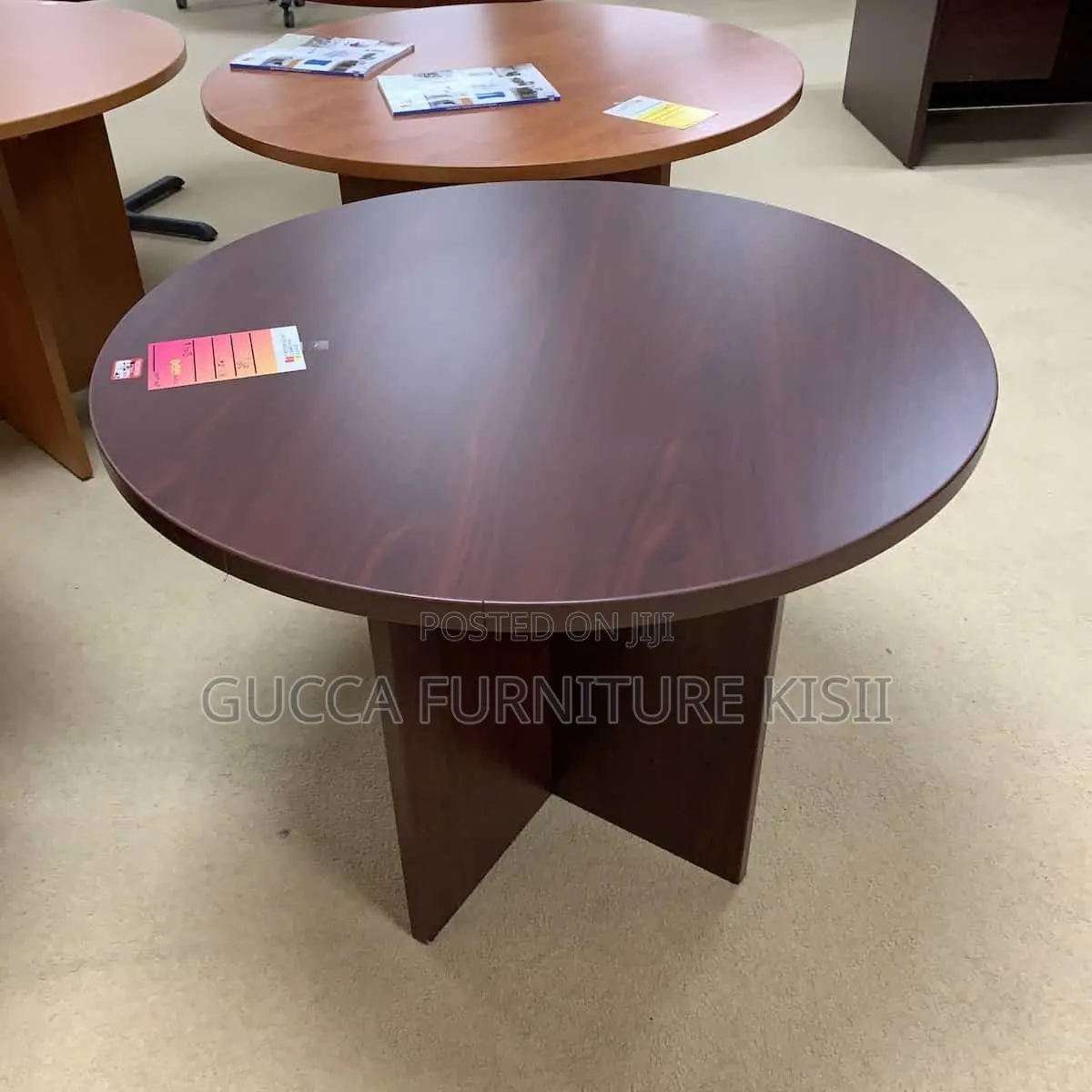 Executive Round Meeting Table