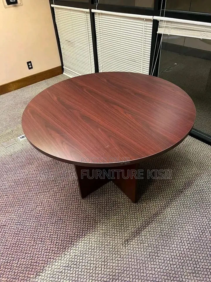 Executive Round Meeting Table