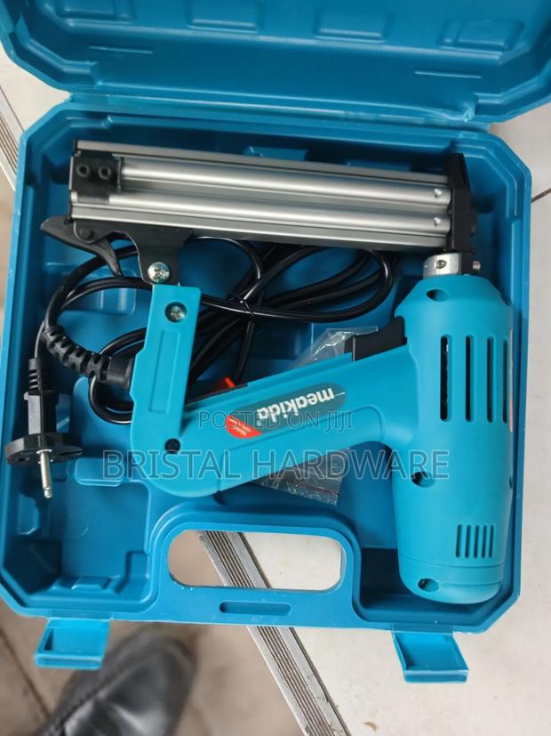 1800W Electric Staple Nail Gun