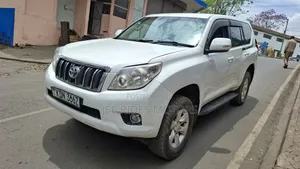 Toyota Land Cruiser Prado 3.0 TD 2010 White