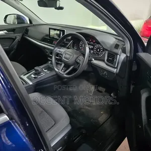 Audi Q5 2.0T Premium AWD quattro 2019 Blue