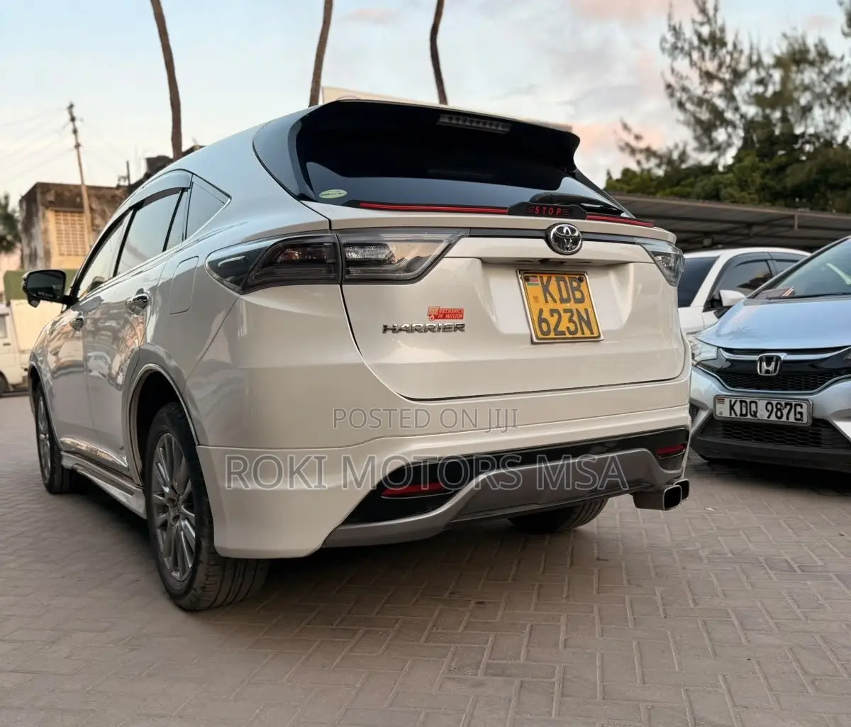 Toyota Harrier 2014 White