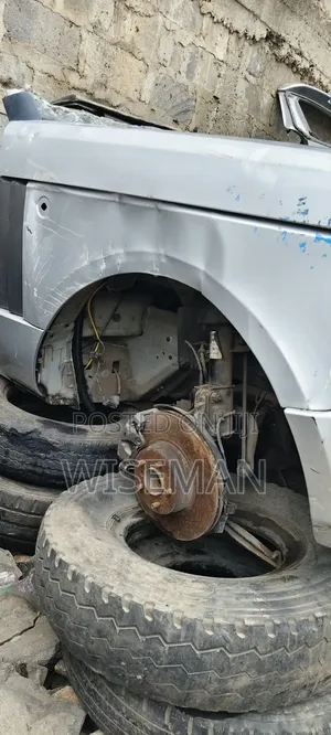 Range Rover Vogue Nosecut