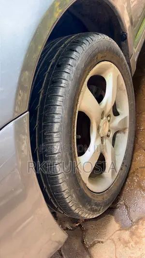 Subaru Legacy 2.0 2005 Gray